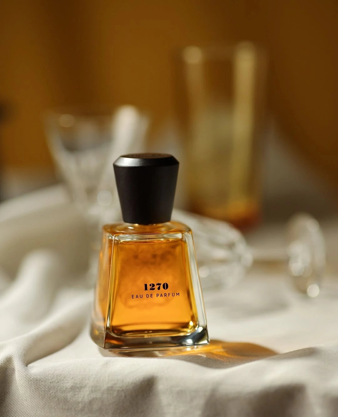 1270-eau-de-parfum-frapin-libertine-parfumerie.webp__PID:259ceea1-4968-4247-bce7-ec345c30cb8b