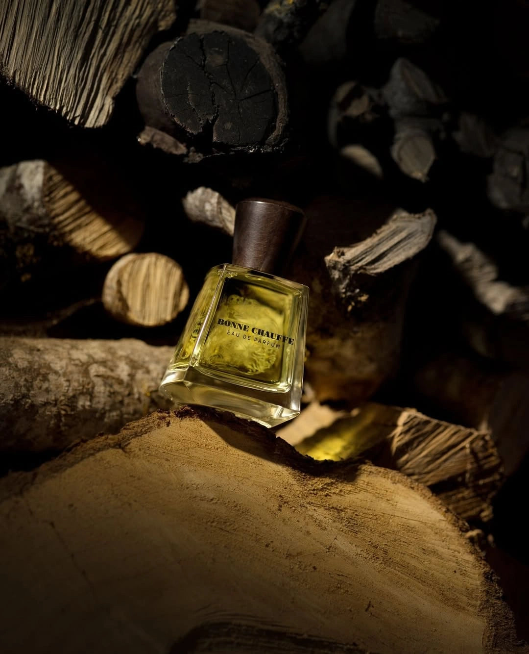 Frapin-Bonne-Chauffe-Libertine-Parfumerie.webp__PID:b01de042-5f6f-44ee-8e0c-0d39c042ebdc