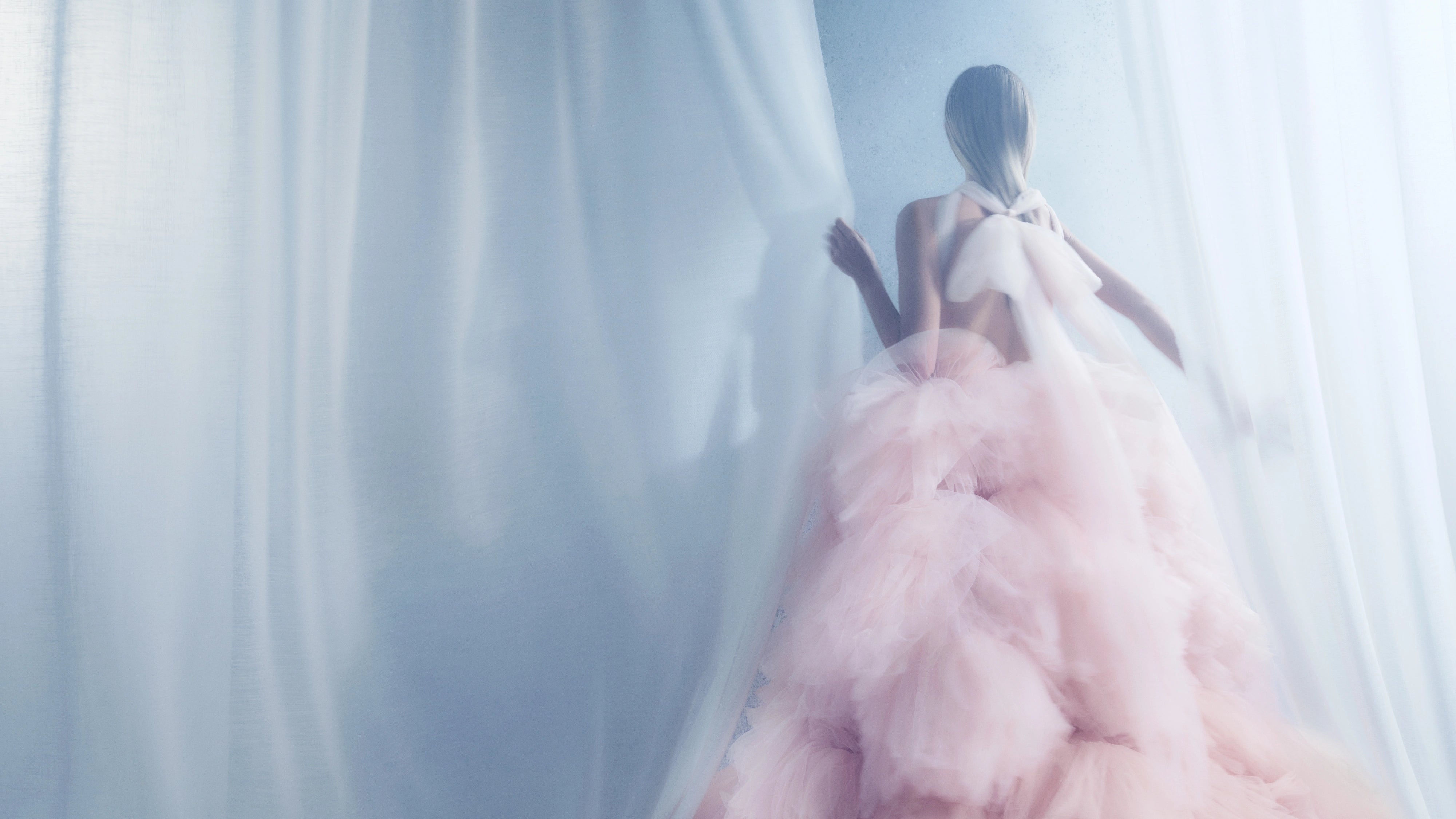 Libertine-Parfumerie-Eladaria-perfume-by-Creed.webp__PID:550d3980-ca9c-44e4-92aa-15b99a9babf2