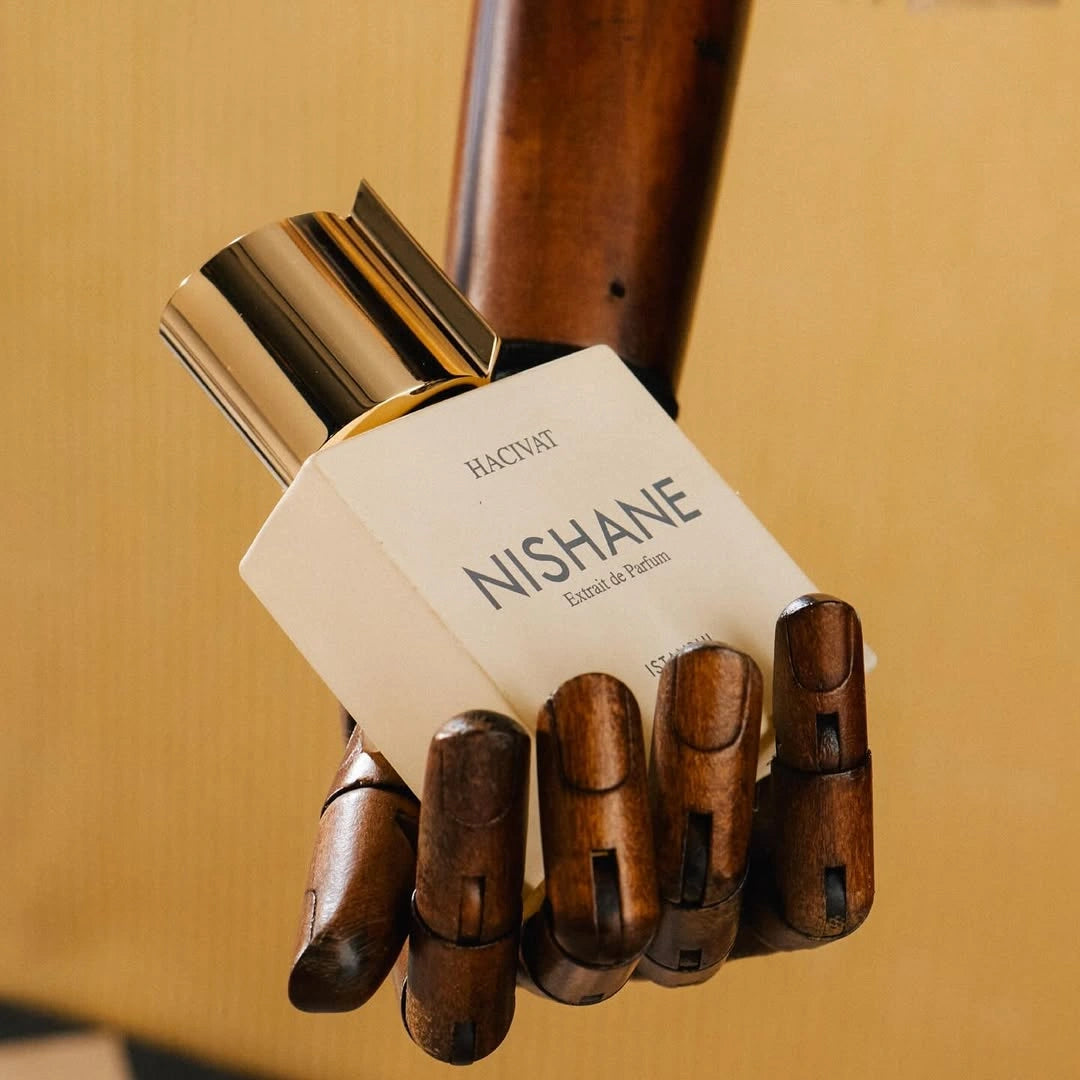 Nishane-Hacivat-Extrait-de-Parfum-Libertine-Parfumerie.webp__PID:7a9f128d-d6ea-44fe-8160-8eb7d0dcc307