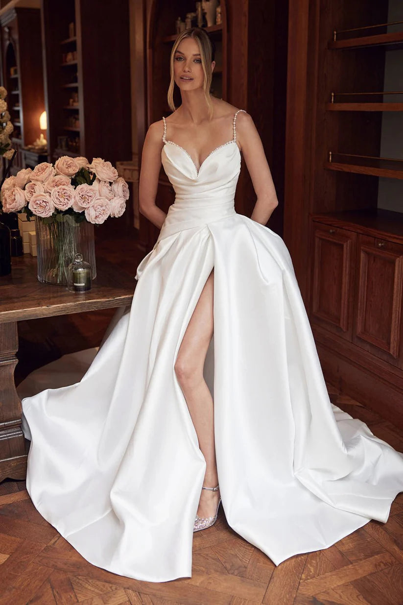 charman-wedding-dress-148176.webp__PID:a0ab4e3c-f310-4956-9b58-d62875777f56