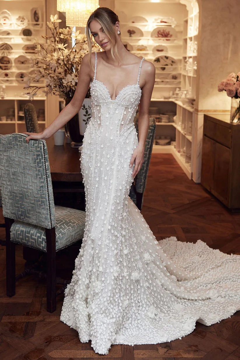 chiara-wedding-dress-132452.webp__PID:5162087f-080c-406a-b215-38993cefd3ac