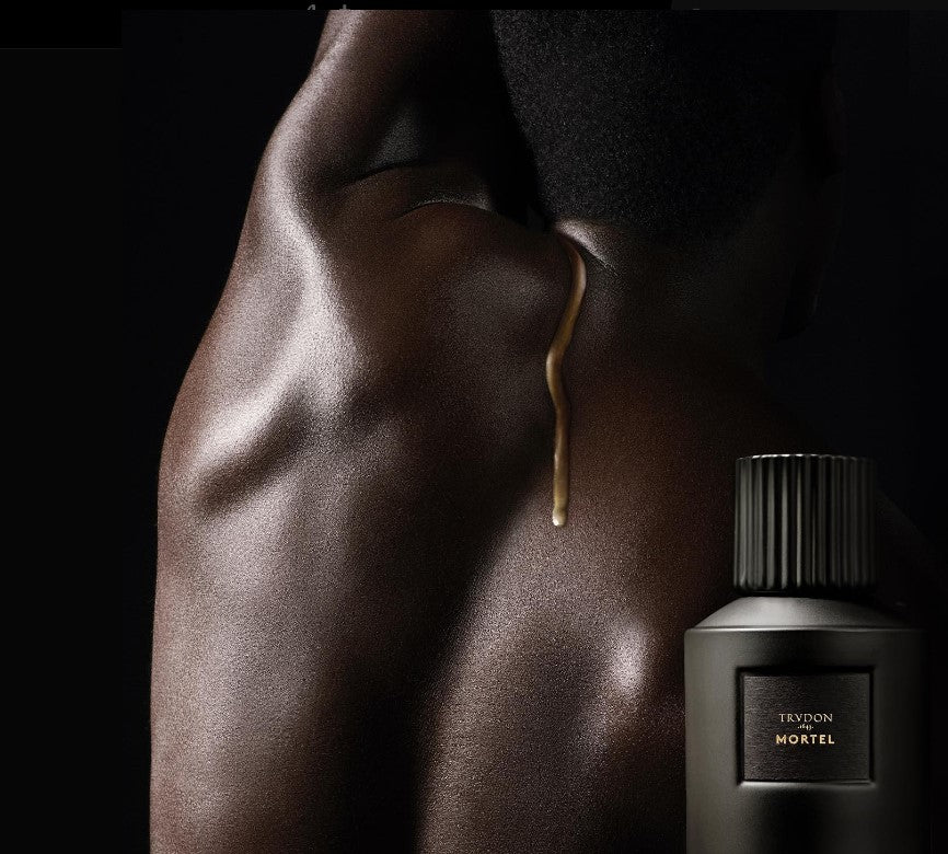 mortel noir .jpg__PID:bfc9205b-7f5d-47d7-81d6-6d5acbb8a7af